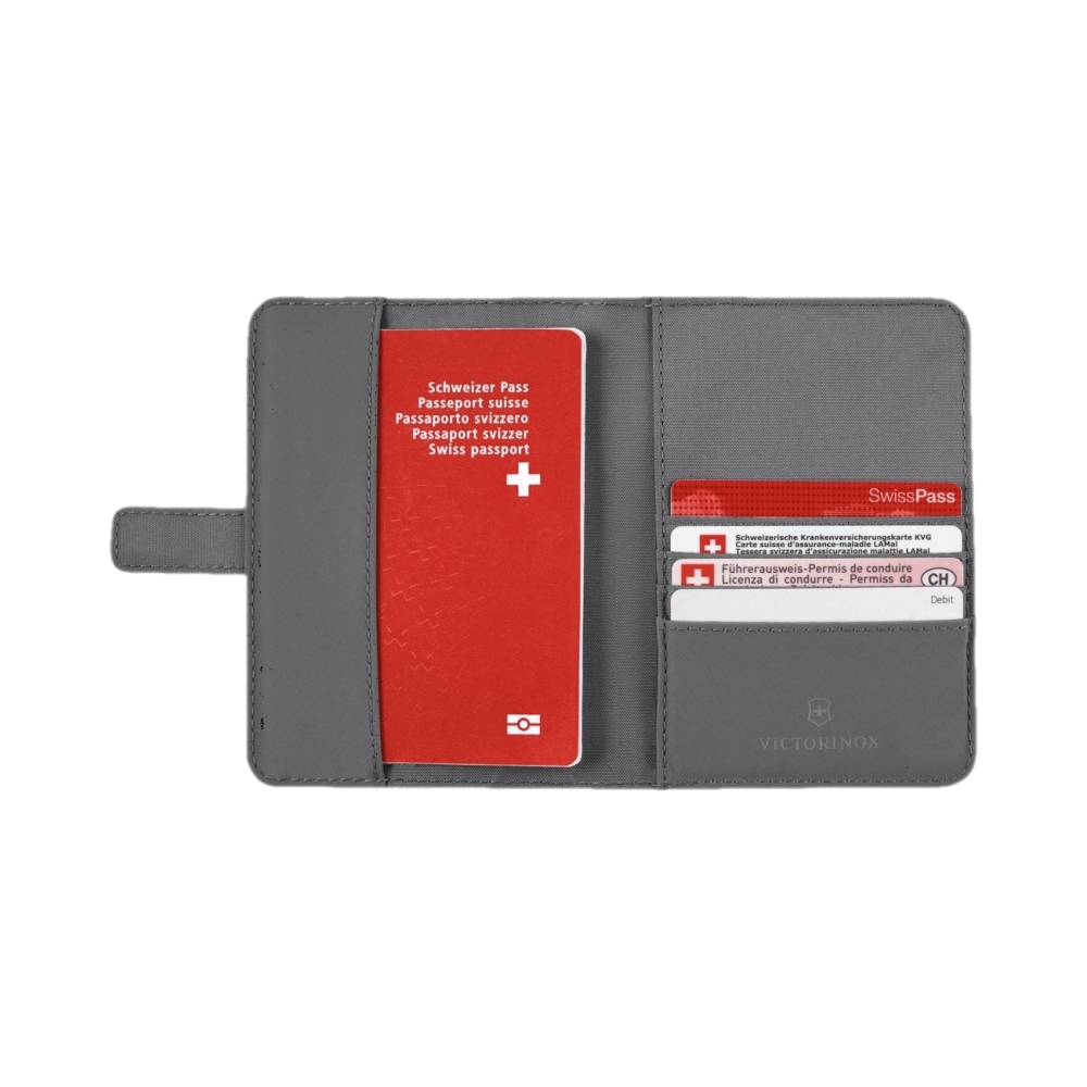 Victorinox 653362 Travel Essentials Passport Holder RFID Korumalı Victorinox 653362 Travel Essentials Passport Holder RFID Korumalı