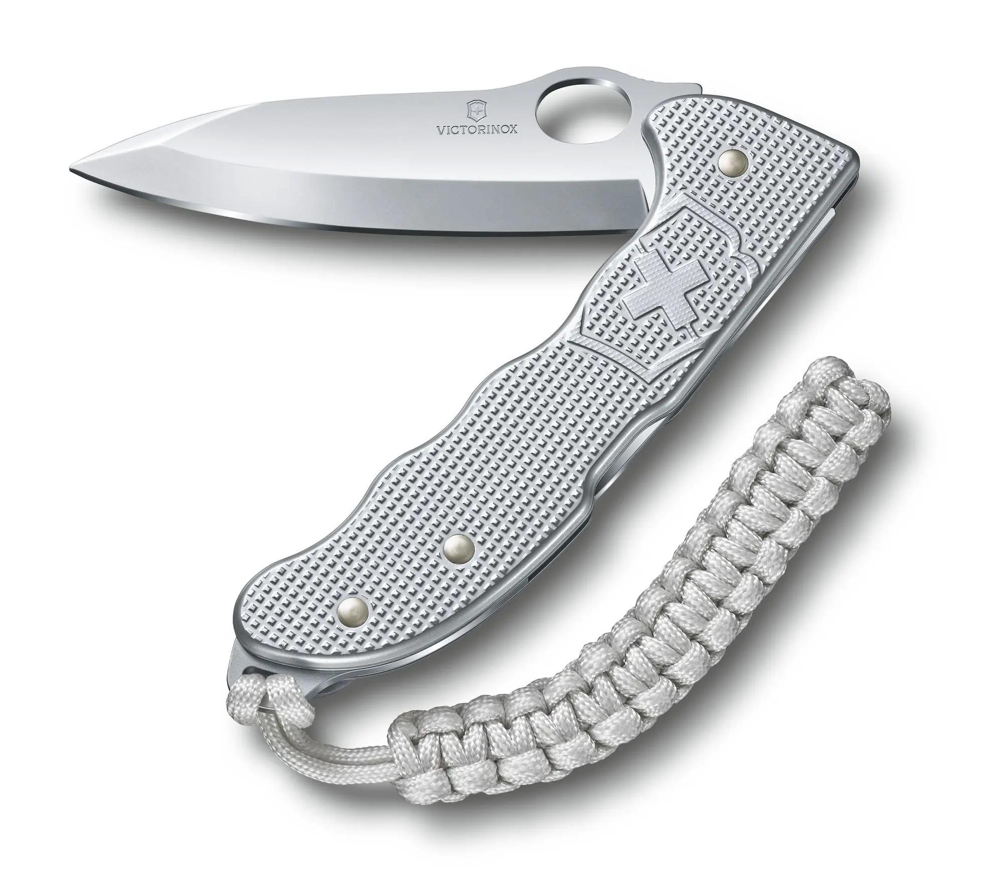 VICTORINOX